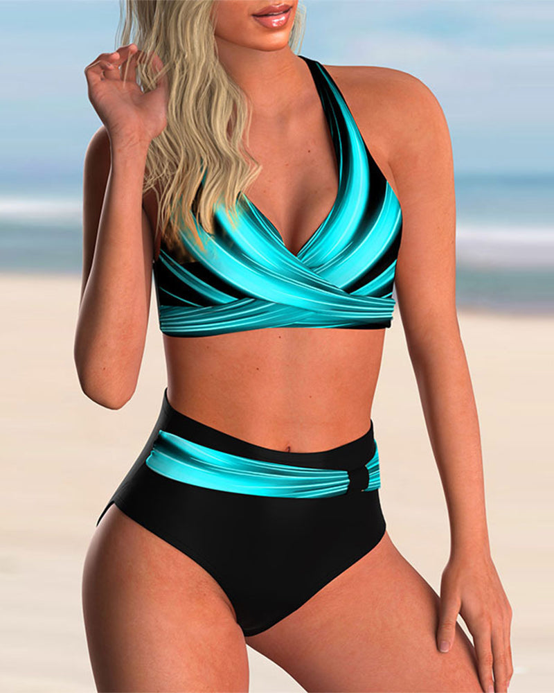 Victoria | Bikiniset med korsdetalj och tryck